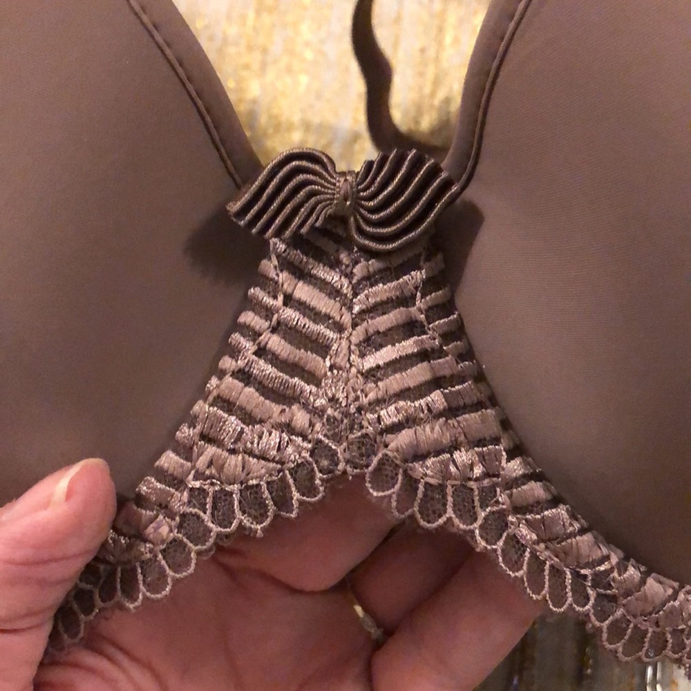 Wacoal La Femme 🔥 plunge T-Shirt bra fleshy mocha tone 34 DD underwire bra 😍 - Picture 7 of 10